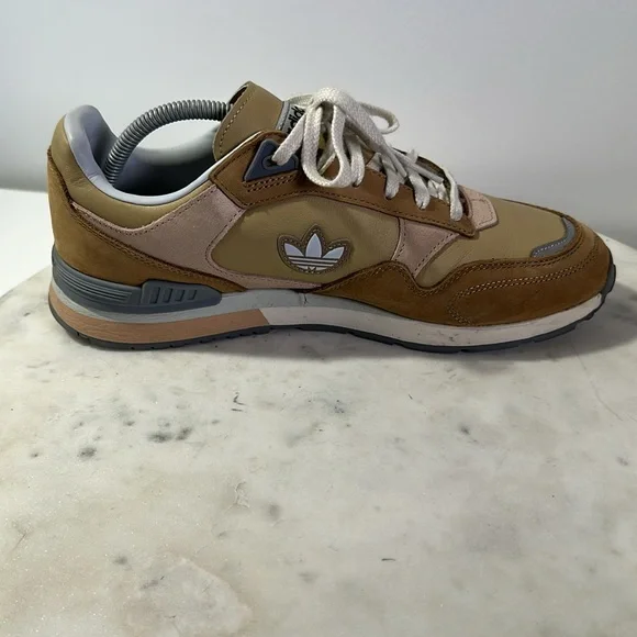 adidas Classics TREZOID Beige 2022 GY0728 men’s USA 10.5 - Picture 7 of 10